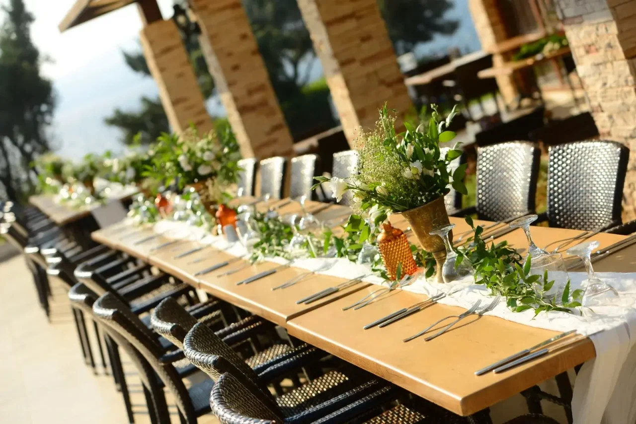Sunset Restaurant & Bord de Piscine