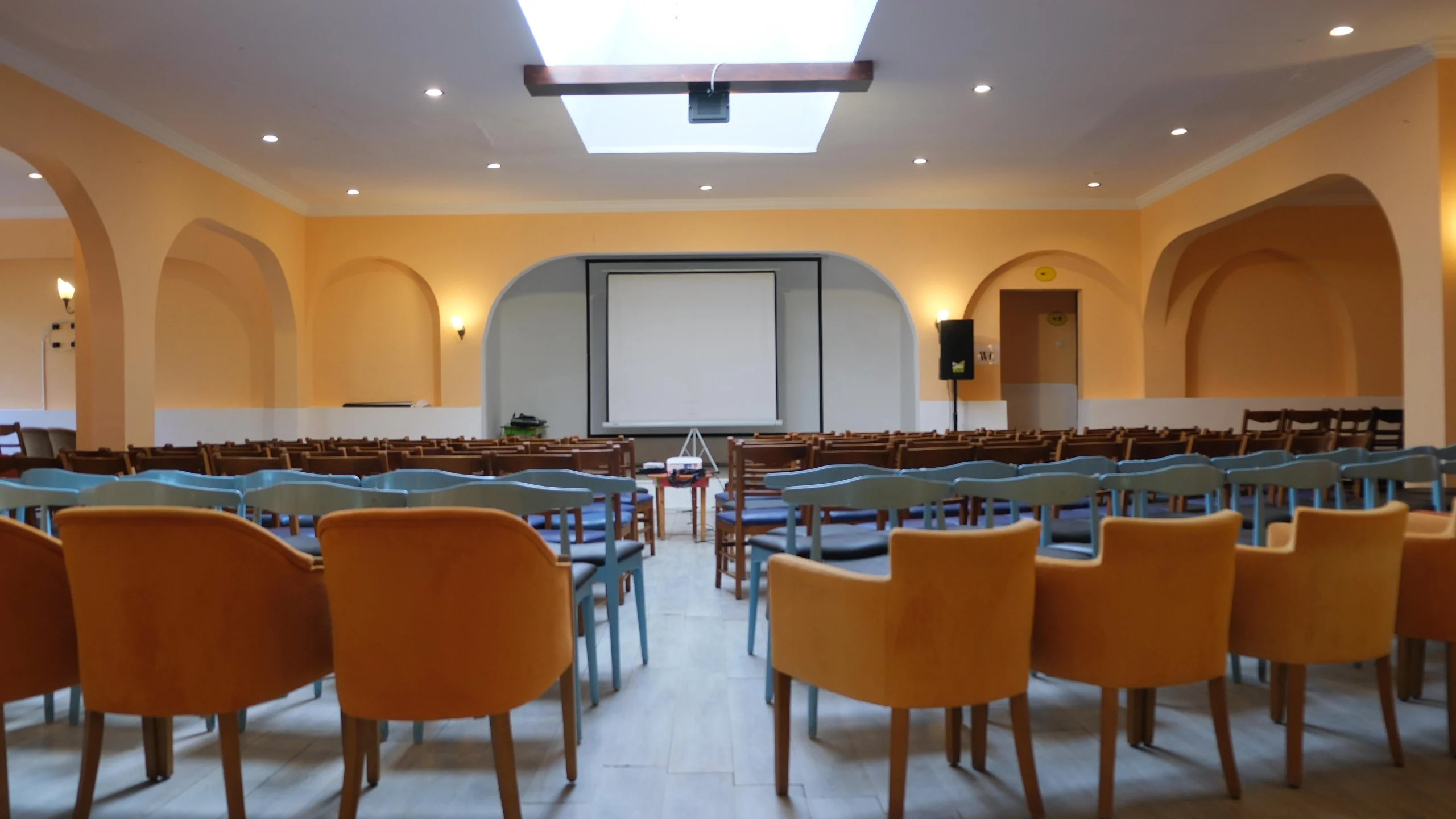 Espace extérieur de la salle HP