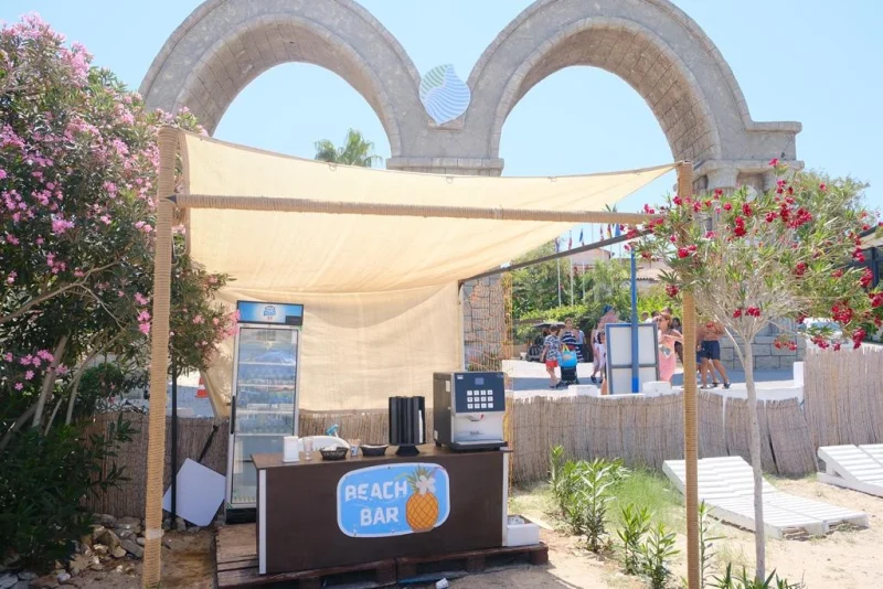 Beach Bar